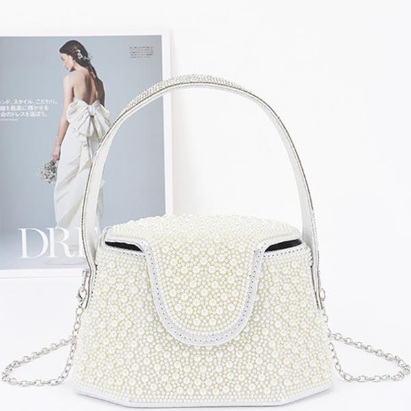 CHIC PEARL COSMETIC BAG