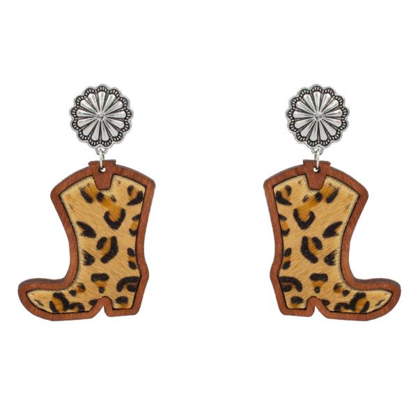 WESTERN CONCH ACCENT FAUX FUR ANIMAL PRINT BOOT DANGLE EARRING