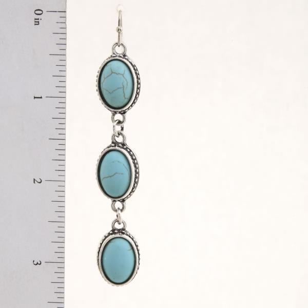 TRIPLE OVAL LINK DANGLE EARRING