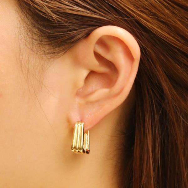 14K GOLD/WHITE GOLD DIPPED STRIPED SQUARE HUGGIE EARRINGS