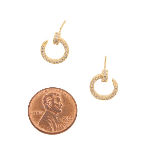 SODAJO GOLD FILLED BRASS RHINESTONE ROUND STUD EARRING