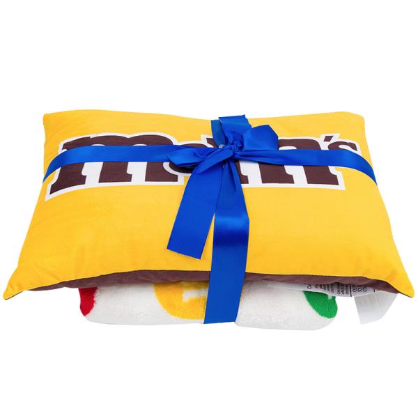 M AND M BLANKET AND PILLOW SET