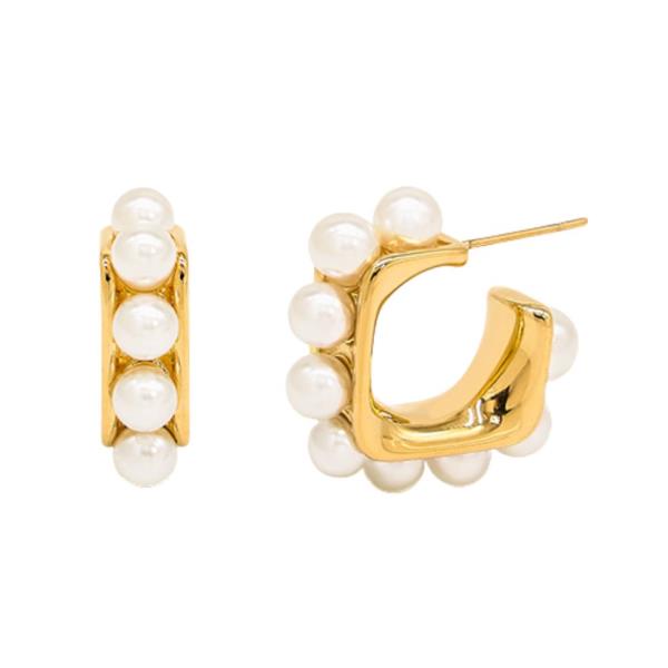 PEARL BEAD EDGE SQUARE SHAPE EARRING