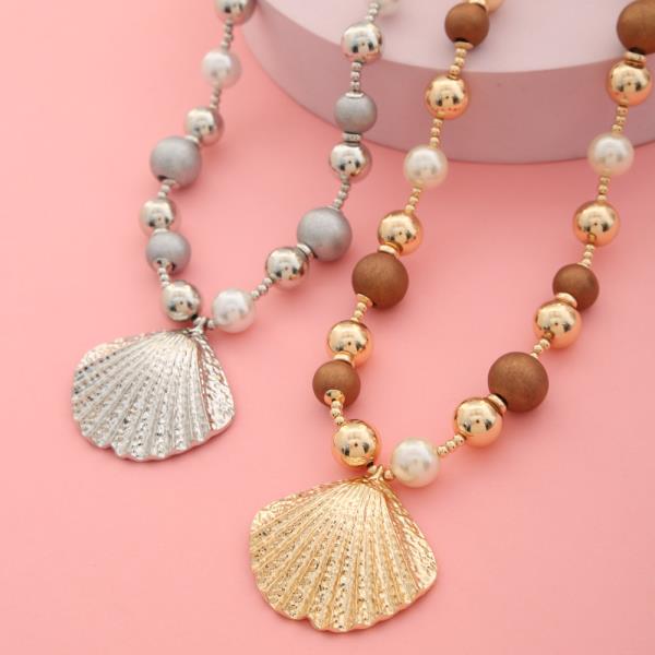 SEASHELL PENDANT BALL BEAD NECKLACE