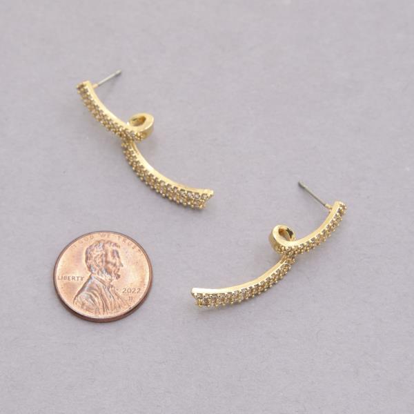 18K BRASS PAVE CURVED LINE STUD EARRING