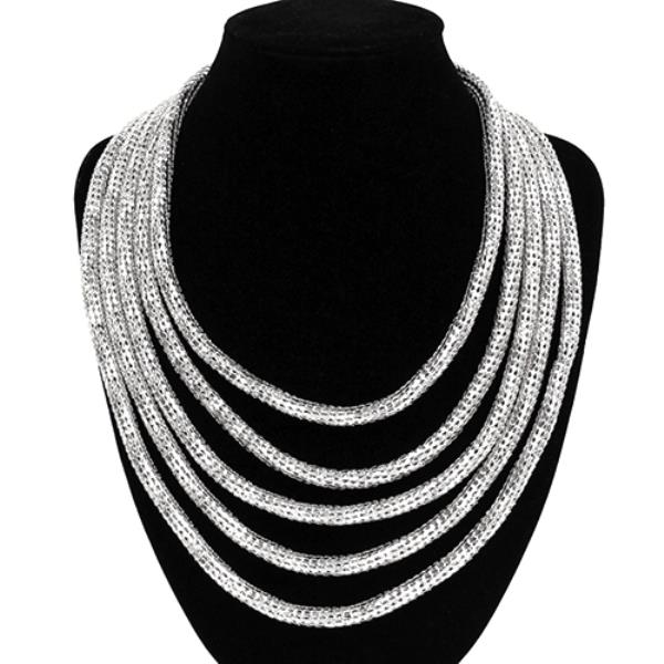 METAL LAYERED NECKLACE