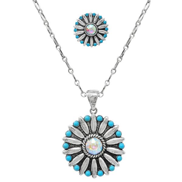 WESTERN SEMI STONE ROUND PENDANT