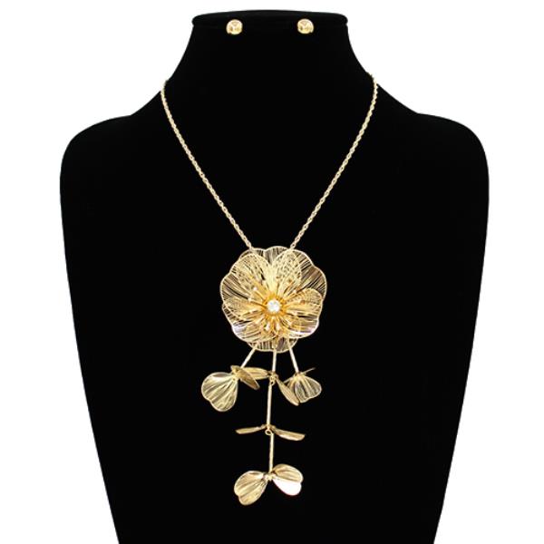 SCULPTED METAL FLOWER STATEMENT NECKLACE EARRING SET