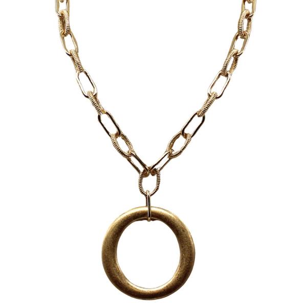 METAL CIRCLE PENDANT OVAL LINK NECKLACE