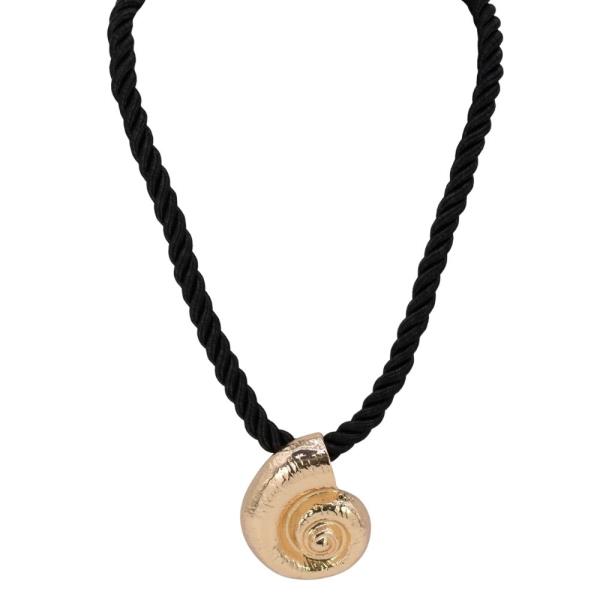 ROPE METAL SHELL PENDANT NECKLACE