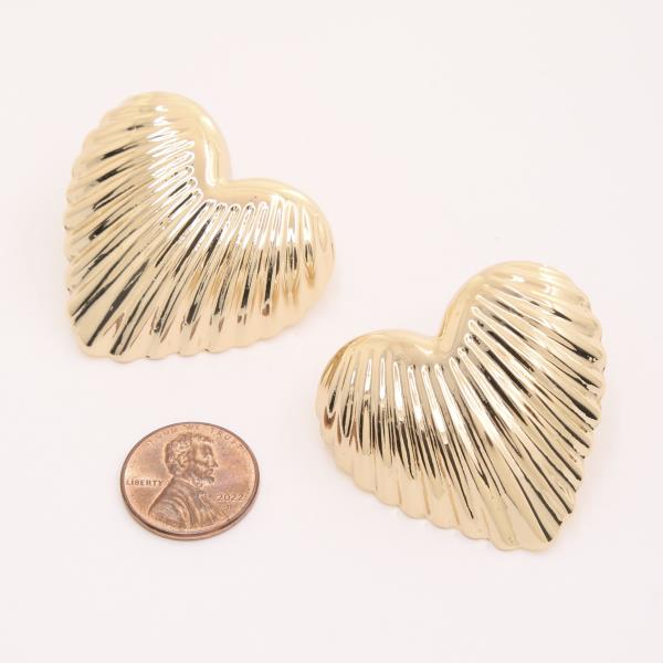 TEXTURED HEART GOLD DIPPED EARRING