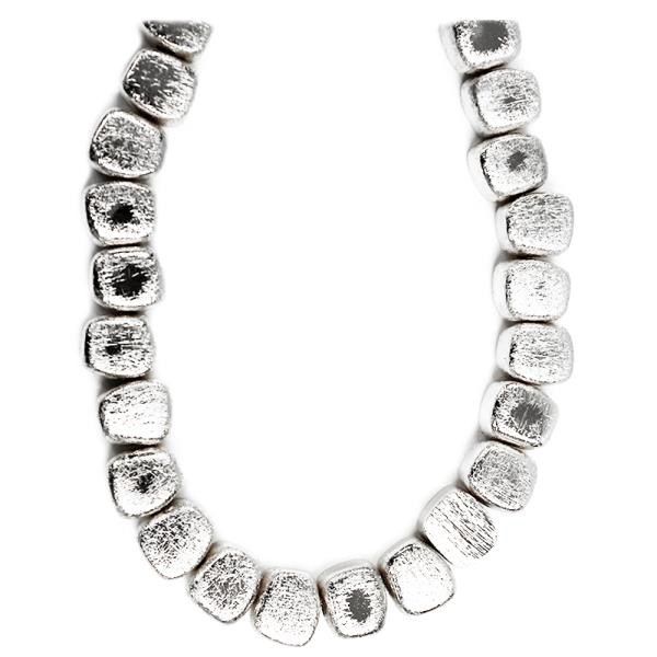 TEXTURED BEAD METAL NECKLACE