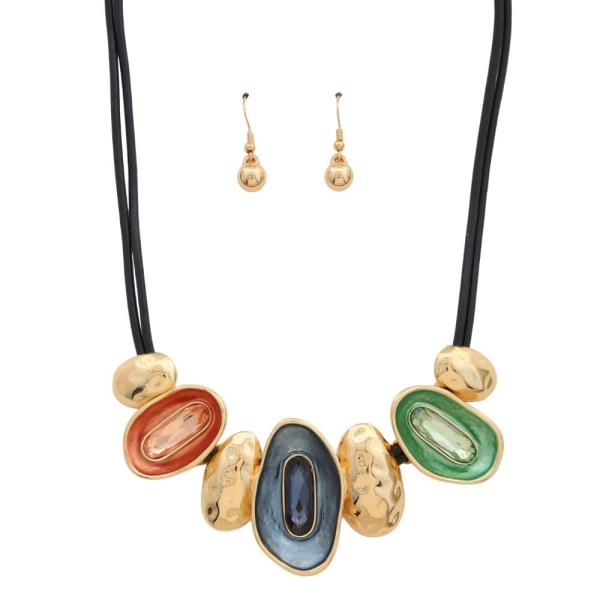 COLORFUL BEAD METAL NECKLACE