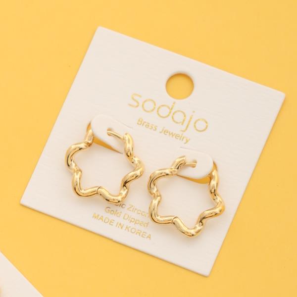SODAJO GOLD DIPPED WAVY HOOP EARRING