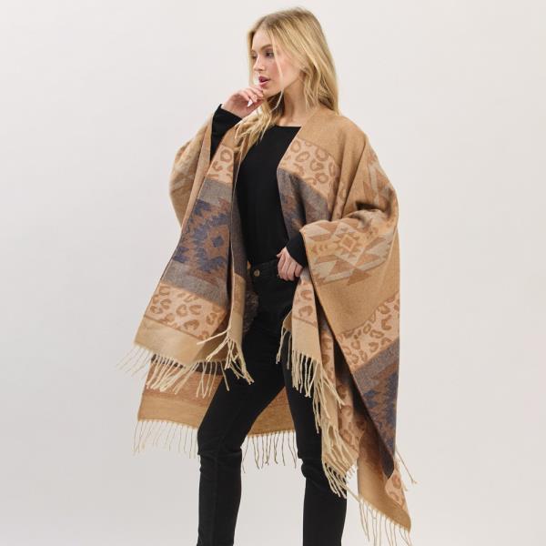 AZTEC LEOPARD PATTERN FRINGE RUANA