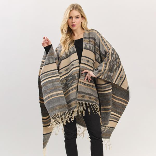 AZTEC PATTERN FRINGE RUANA