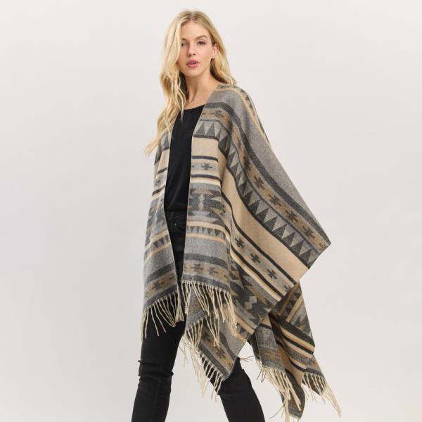 AZTEC PATTERN FRINGE RUANA