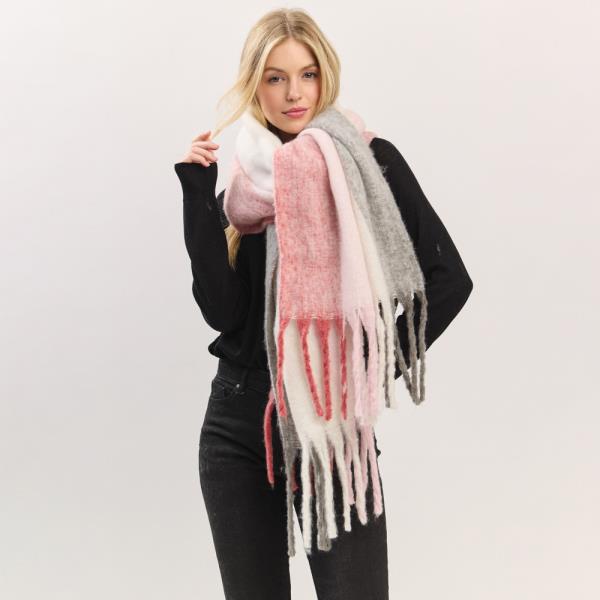 SOLID BRUSHED FRINGED SCARF