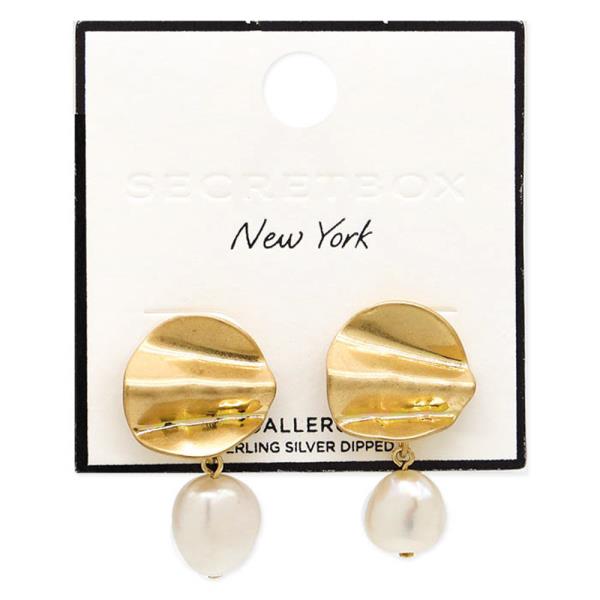 SECRET BOX METAL PEARL DANGLE EARRING