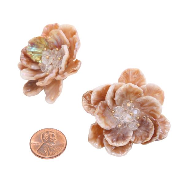 FLOWER BEADED CENTER EARRING