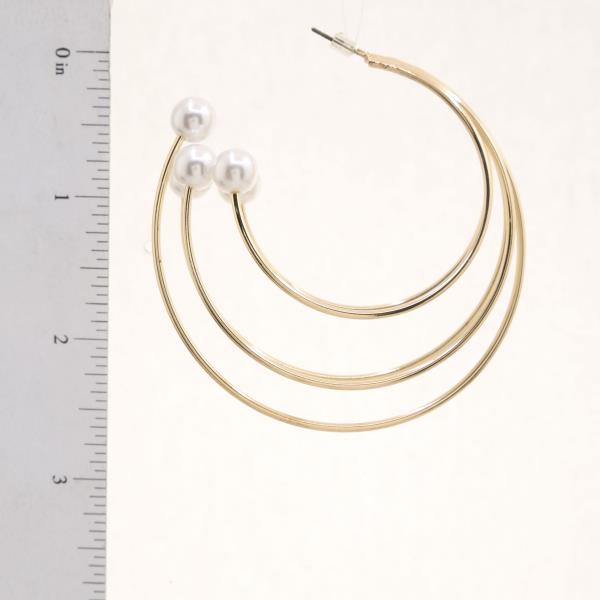 PEARL BEAD EDGE MULTI HOOP EARRING
