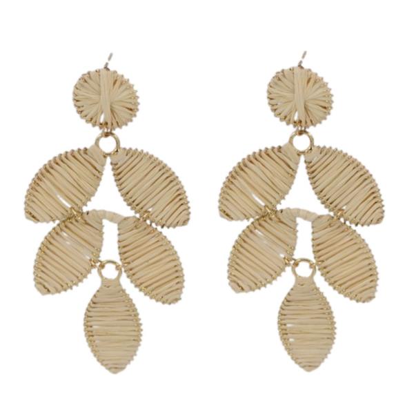LEAF PATTERN RAFFIA DANGLE EARRING