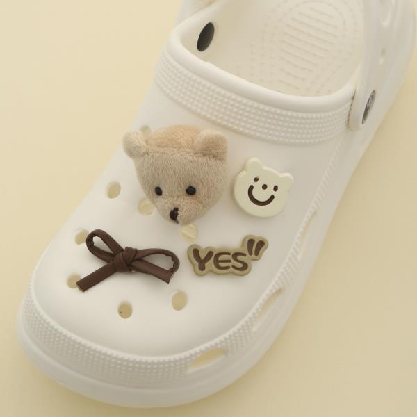 TEDDY BEAR BOW SHOE CHARM