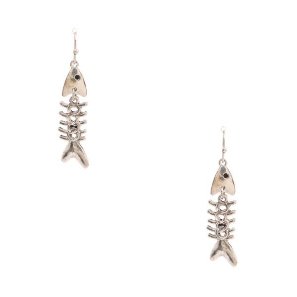 FISH METAL DANGLE EARRING