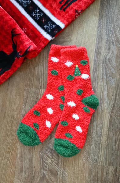 CHRISTMAS FUZZY SOCKS SET 12 PAIRS