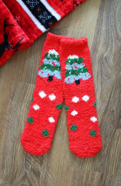 CHRISTMAS FUZZY SOCKS SET 12 PAIRS
