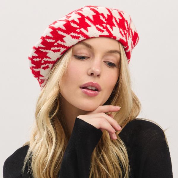 HOUNDSTOOTH KNIT BERET