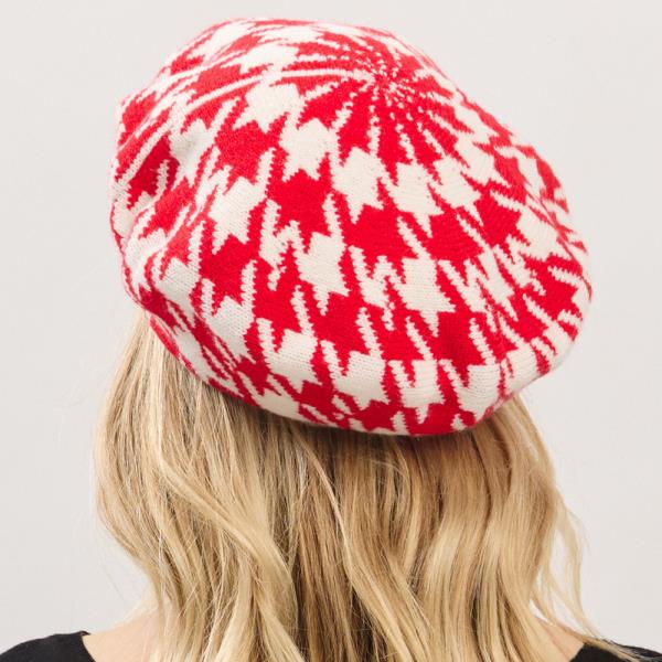 HOUNDSTOOTH KNIT BERET