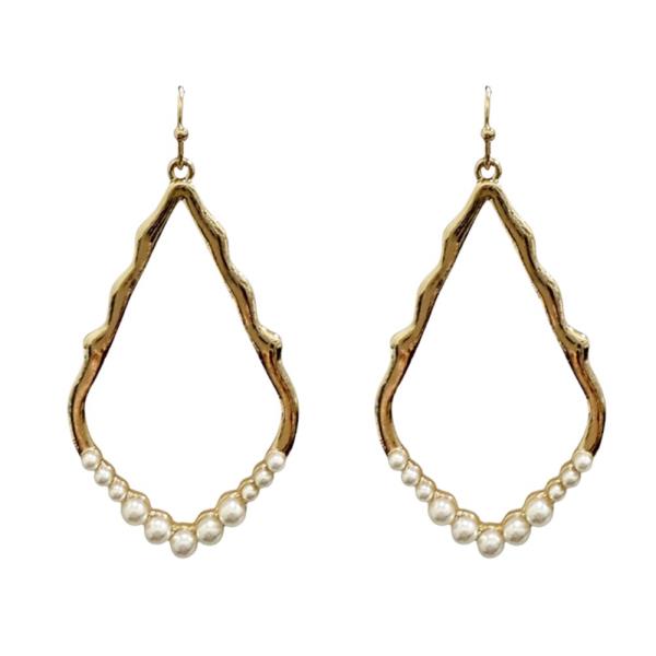 MOROCCAN SHAPE PEARL BEAD DANGLE EARRING
