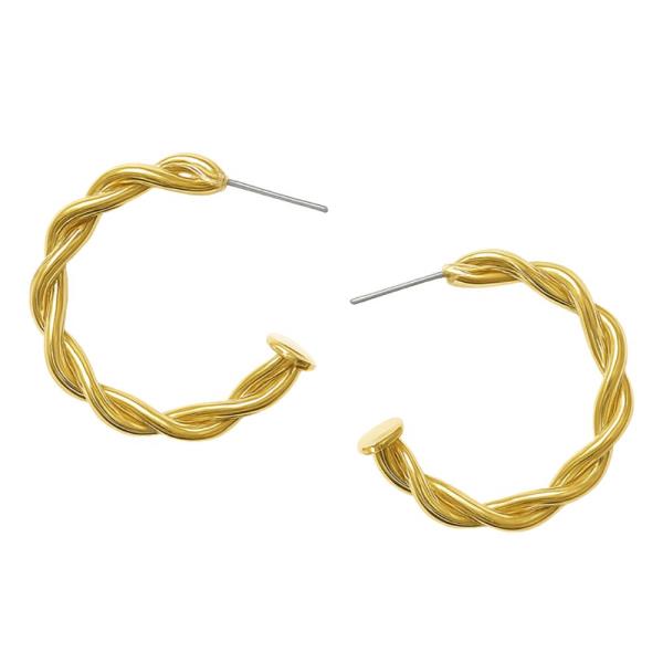 TWISTED OPEN HOOP METAL EARRING