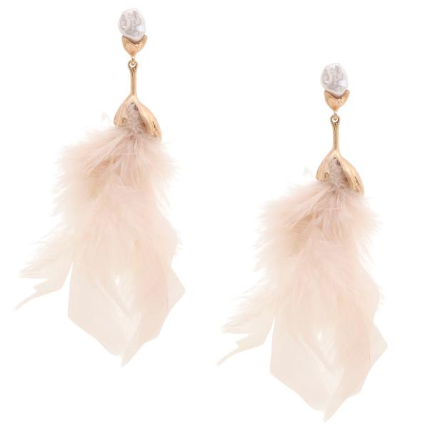 FEATHER PEARL BEAD DANGLE EARRING