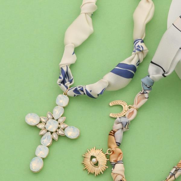GLASS STONE CROSS PDT FABRIC NECKLACE