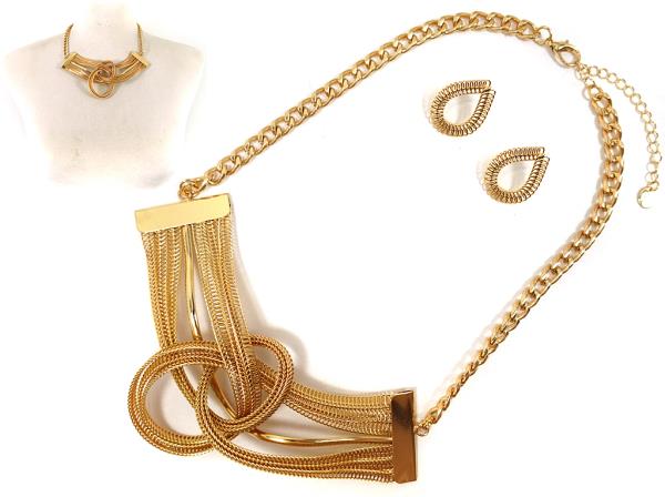 KNOT METAL NECKLACE