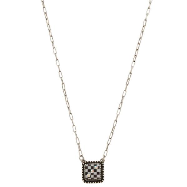 CHECKERED RHINESTONE PENDANT NECKLACE