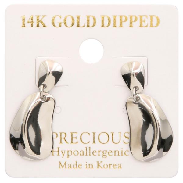 14K GOLD DIPPED METAL EARRING