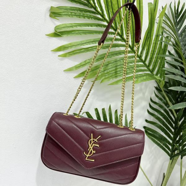 SMOOTH QUILTED SHOULDER BAG