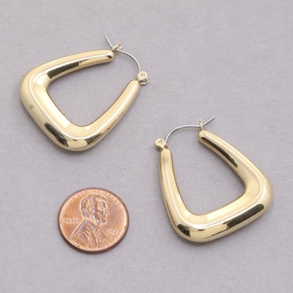 SODAJO TRIANGLE SHAPE GOLD DIPPED EARRING