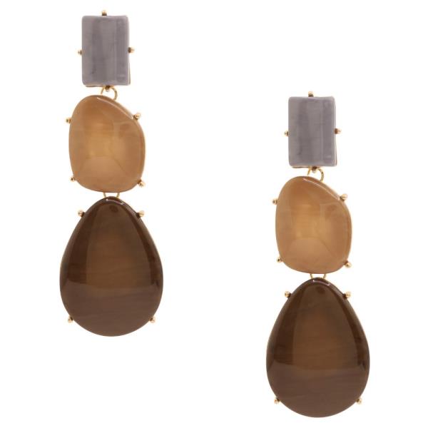 STONE DANGLE EARRING