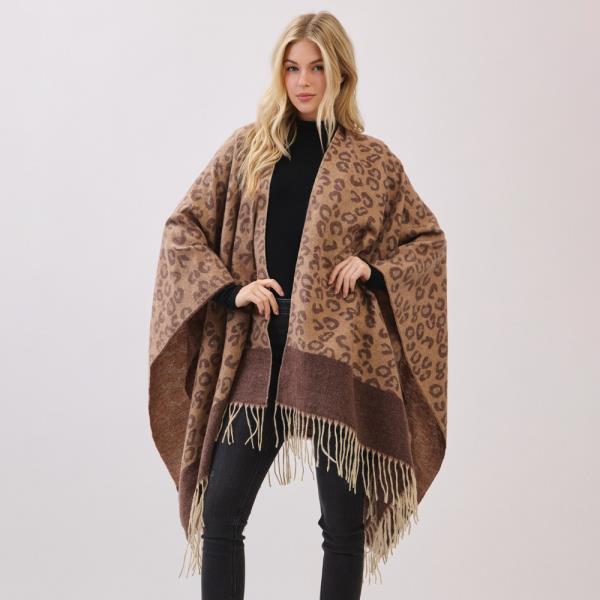 LEOPARD PATTERN FRINGE RUANA
