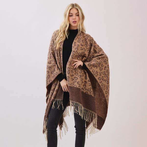 LEOPARD PATTERN FRINGE RUANA