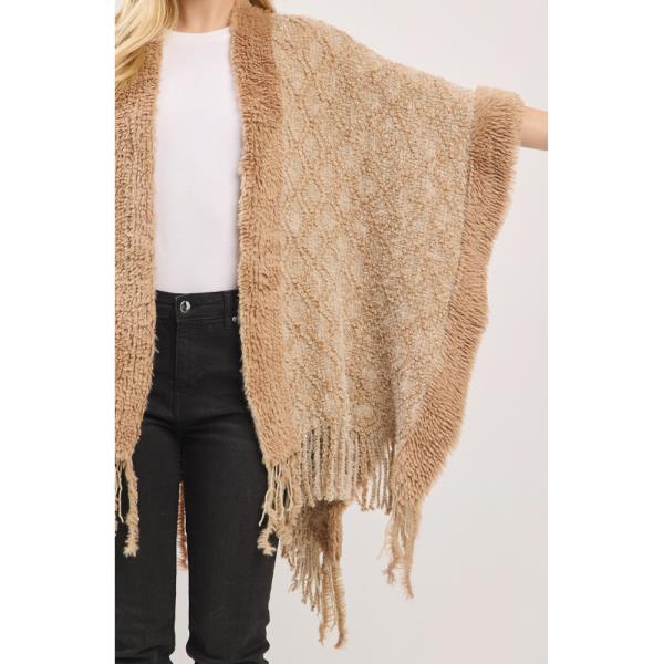 AZTEC PATTERN FRINGE RUANA