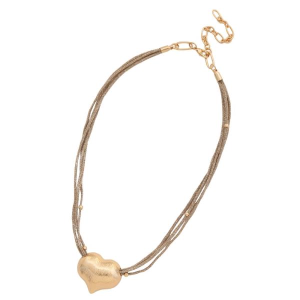 HEART PENDANT THREAD NECKLACE