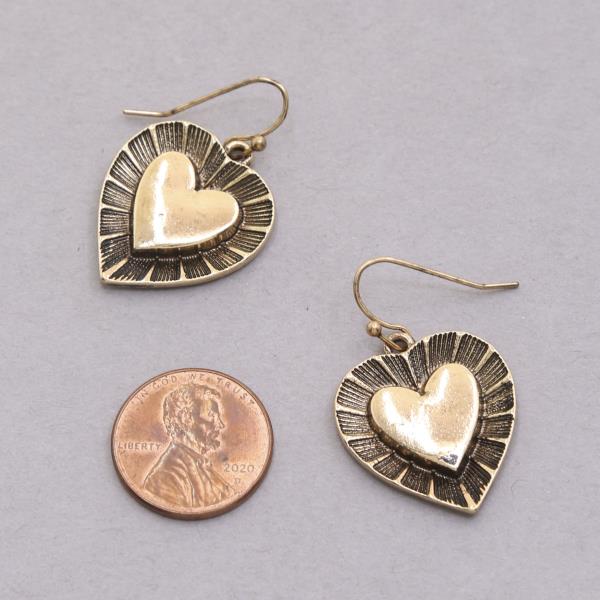 HEART METAL DANGLE EARRING