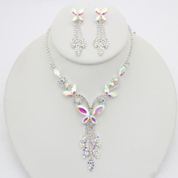 GREEN GEM BUTTERFLY RHINESTONE NECKLACE AND EARRING SET