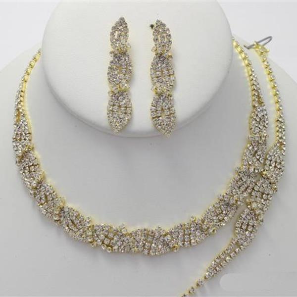 RHINESTONE LEAF PATTERN STATEMENT NECKLACE AND EARRING SET