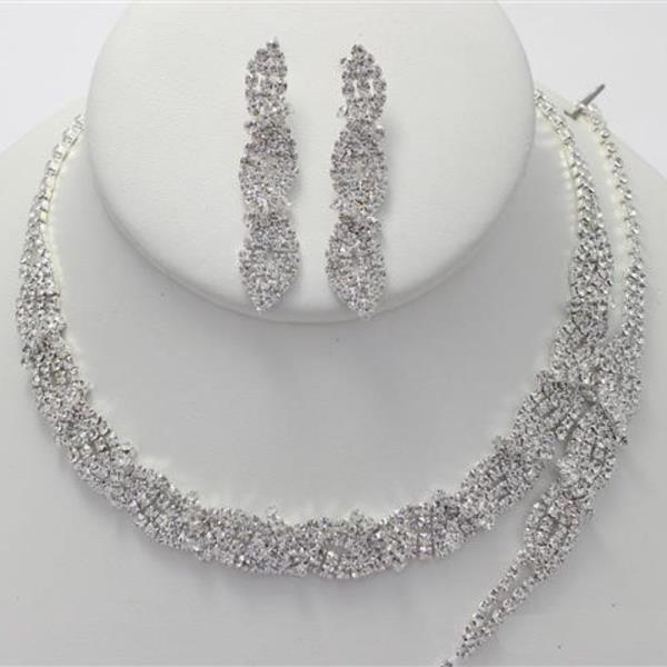 RHINESTONE LEAF PATTERN STATEMENT NECKLACE AND EARRING SET